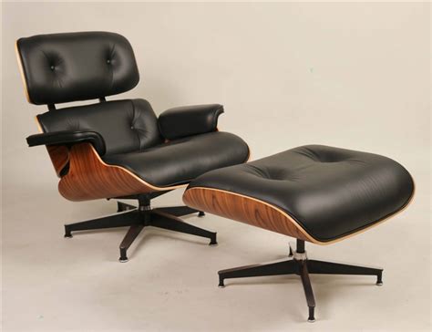 Lot Detail - Herman Miller Eames Lounge Chair and Ottoman