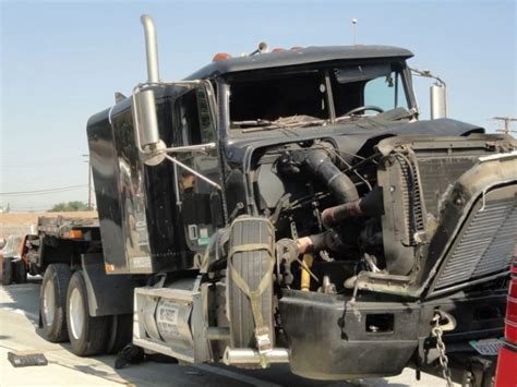 UPDATE: Big Rig Crash on 10 Freeway Left Two People Hurt (VIDEO ...