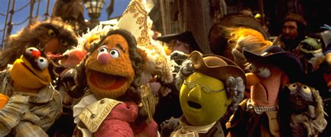 Three Isolation Experts on the ‘Cabin Fever’ Song from ‘Muppet Treasure ...