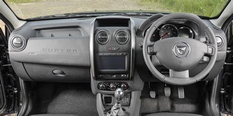 Dacia Duster (2014-2017) Interior & Infotainment | carwow