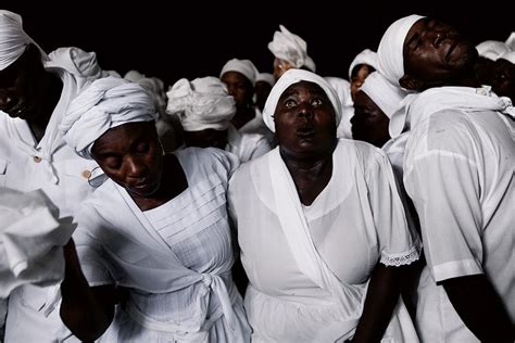 These Stunning Photos Take You Deep Inside Vodou Rituals In Haiti ...