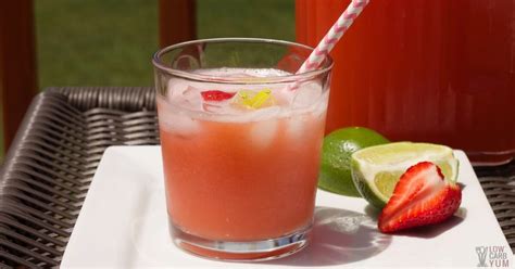 Sugar-Free Strawberry Limeade Recipe (Low-Carb Juice) - Low Carb Yum