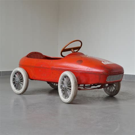 Vintage Ferrari pedal car by Morellet et Guérineau | #76307