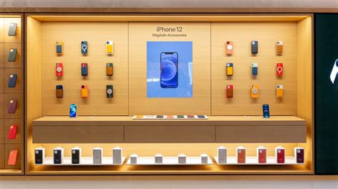 Apple Stores highlight iPhone 12 MagSafe accessories with interactive displays - 9to5Mac