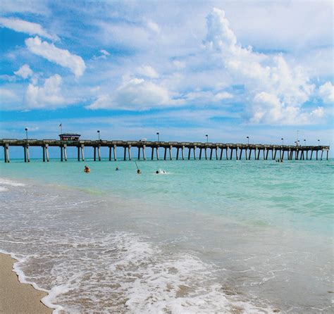 A Guide to Venice's 14 Miles of Beaches | Sarasota Magazine