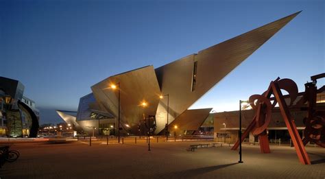 Libeskind’s Extension to the Denver Art Museum - Buildipedia