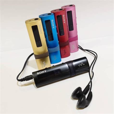 Sony NWZ-B183F Walkman MP3 Player with Built in USB 468 Internal Memory ...