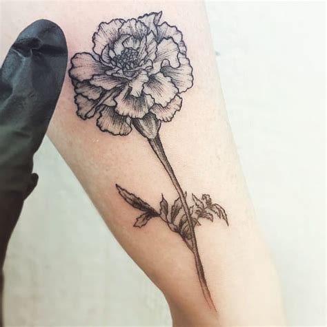 #flowertattoo Hashtag • Instagram Posts, Videos & Stories on ...