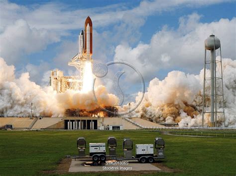 Space Shuttle Discovery launch. | Stocktrek Images