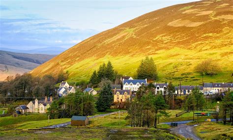 7 Gorgeous Small Towns To Visit In The Scottish Lowlands