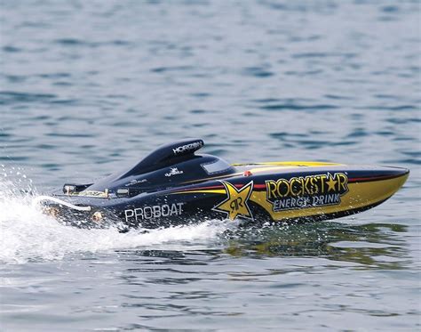 The Competition Class RC Racing Boat Is Summer Fun - autoevolution