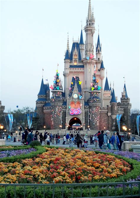 okyo Disneyland Celebrates its 30th Anniversary with "The Happiness ...