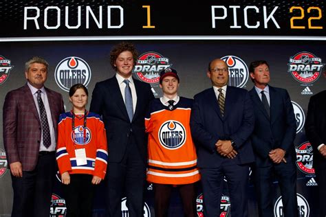 NHL Draft: Edmonton Oilers take forward Kailer Yamamoto with pick 22 ...