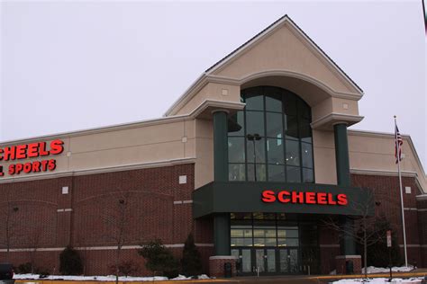 Scheels - Sporting Goods Store - Appleton, WI 54913