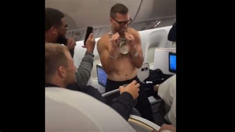 Video of Kirk Cousins dancing on plane after Vikings win goes viral