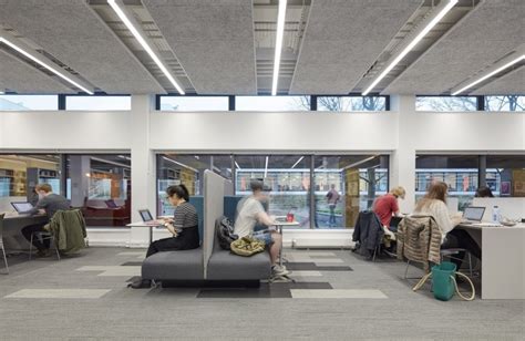 Whitecroft Lighting Case Study: Lancaster University Library