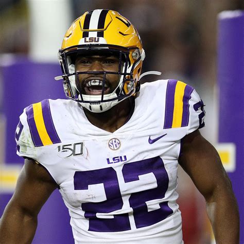 LSU's Clyde Edwards-Helaire Injures Hamstring; Status for Peach Bowl ...