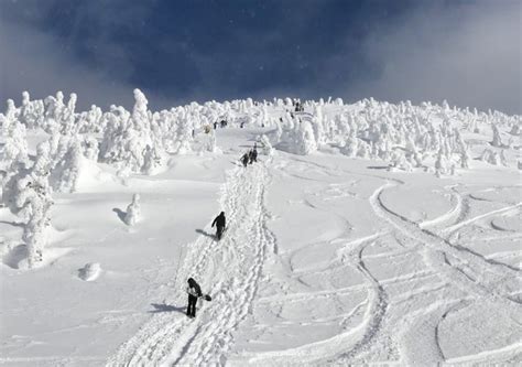 Revelstoke – A Revelstoke Mountain Resort Ski Trip Guide