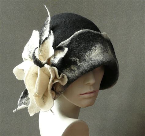 Black Felt Hat Felted Hat Cloche Hat Fapper 1920 Hat Art Gray - Etsy