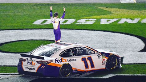 Denny Hamlin wins the 2019 Daytona 500 - MatraX Lubricants