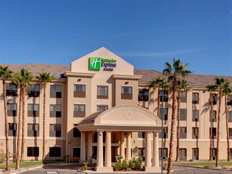 Holiday Inn Express & Suites Yuma Hotel by IHG