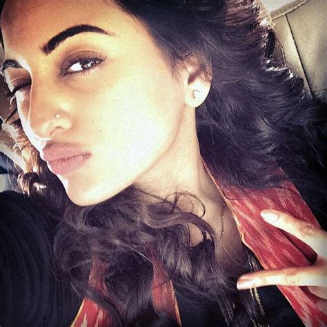 Time for a selfie: Sonakshi Sinha winks, pouts, poses and shows some ...