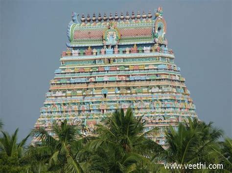 Gopuram of Srirangam Temple | Veethi