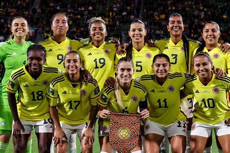 El fútbol espectáculo practicado por mujeres en Colombia