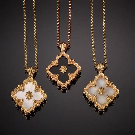 Gold and semiprecious stones pendants BUCCELLATI, OPERA