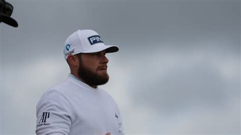 2023 Open Championship: Tyrrell Hatton uses putter as gun after 9