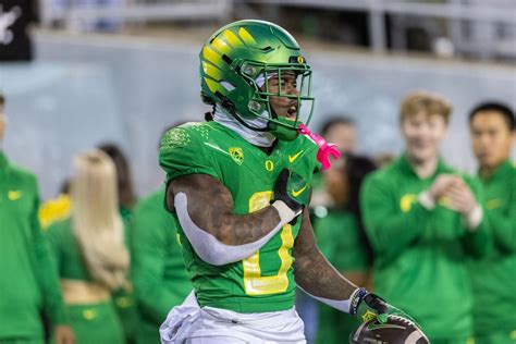 Oregon running back Bucky Irving to play in Fiesta Bowl, Dan Lanning ...