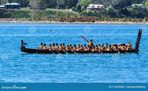 Long Maori Ceremonial Waka, or Canoe, Tauranga, New Zealand Editorial Stock Photo - Image of ...