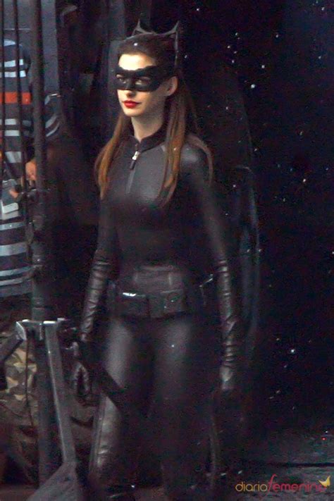 Anne Hathaway in Catwoman Costume (Photos) | Starmometer