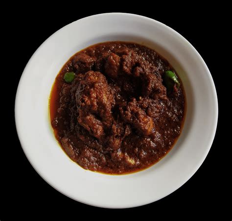 Golbari Kosha Mangsho Recipe Using Chicken - FinallyFoodie.com