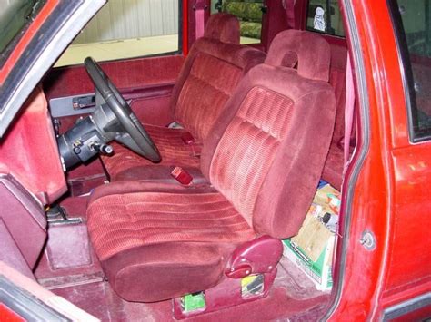 1992 - 1994 Chevy Suburban 40/60 Split Bench - Headwaters Seat Covers