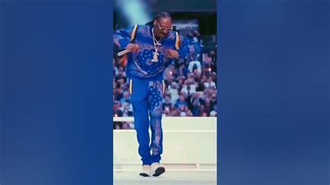 Snoop Dogg Crip walking - YouTube