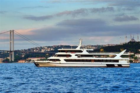 Bosphorus Dinner Cruise