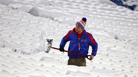 The Buffalo Bills will pay you to clear snow before Sunday’s game | FOX ...