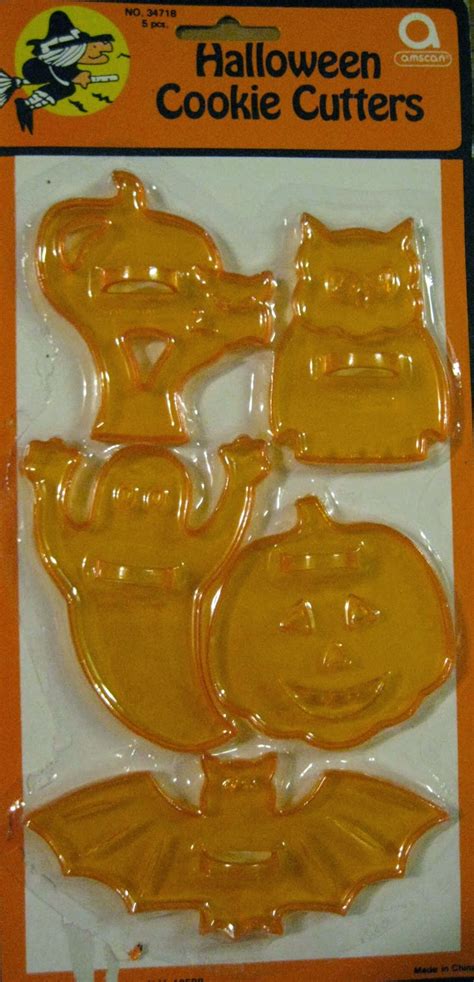 Aunt B Simply Living: Halloween Cookie Cutters