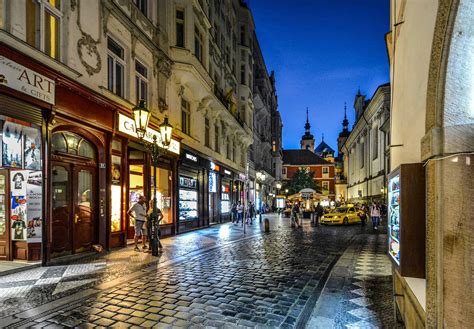 Prague Travel Guide — How to Visit Prague on a Budget