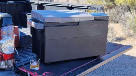 EcoFlow Glacier Electric Cooler Review: This Thing Makes Ice! – Review Geek