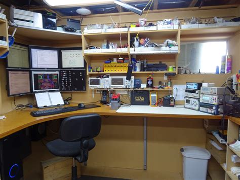 Whats your Work-Bench/lab look like? Post some pictures of your Lab ...