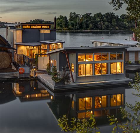 Floating Homes Around the World - Bob Vila