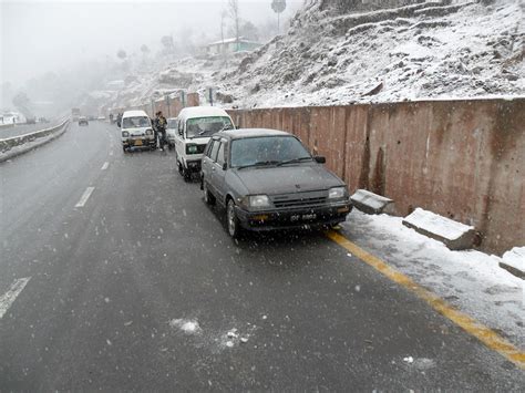 murree snow | Pakistan Info