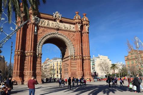 Arc De Triomphe of Barcelona on a Sunny Day, Catalonia, Spain Editorial ...