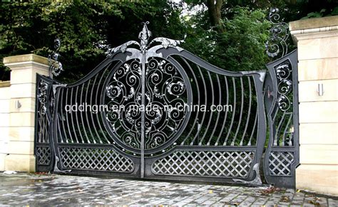 China Used Beautiful Decoration Galvanized Wrought Iron House Main Gate/Steel Driveway Gate ...