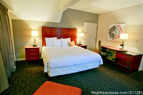 Killington Mountain Lodge, Killington, Vermont Hotels & Resorts | RealAdventures