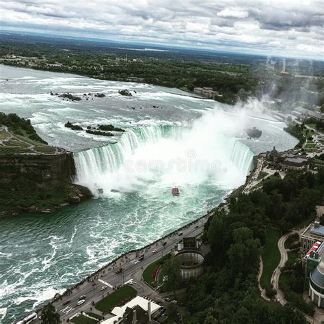 Horseshoe fall niagara stock photo. Image of niagara - 125197348