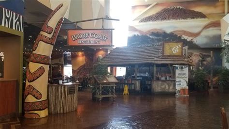 Discover the Tropical Staycation Getaway at Kalahari Sandusky