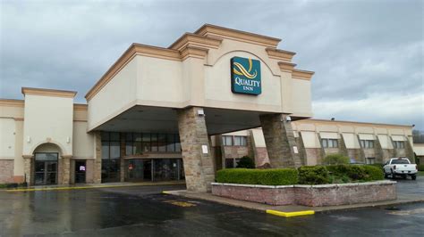 Quality Inn | Somerset, PA | EV Station